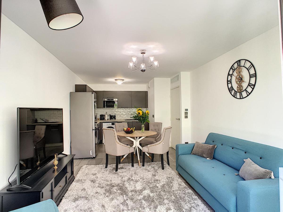 Palm Beach Apartment With A Pool In The Residence 戛纳 外观 照片