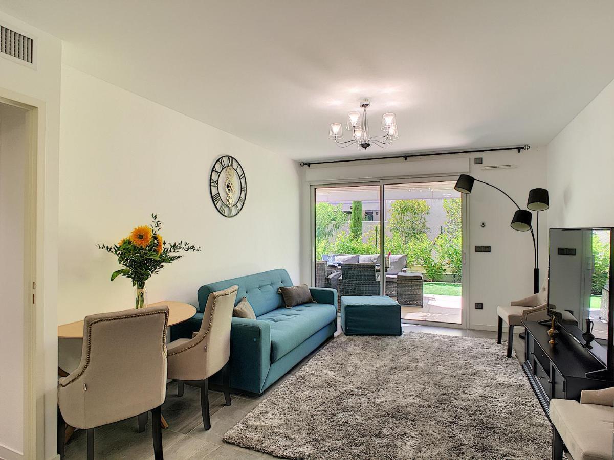 Palm Beach Apartment With A Pool In The Residence 戛纳 外观 照片