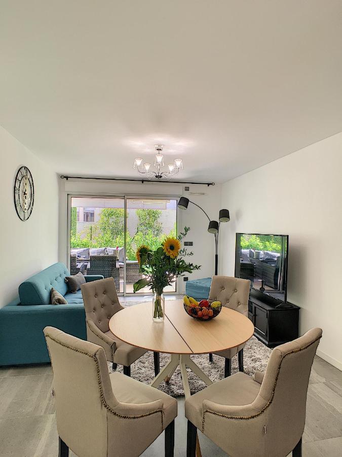 Palm Beach Apartment With A Pool In The Residence 戛纳 外观 照片
